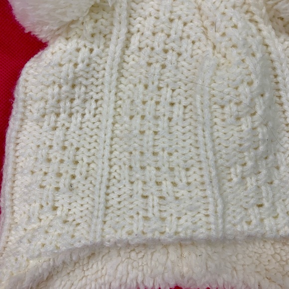 Jan and Jul Bear Hat and Mitten Set - Picture 2 of 11